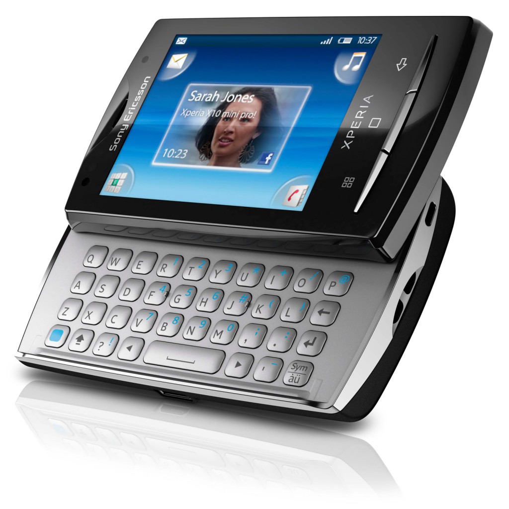 Xperia_X10_mini_pro_Open_Black_0
