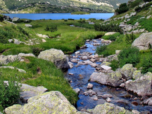 popovo-ezero_html_m182ba75b-560x420