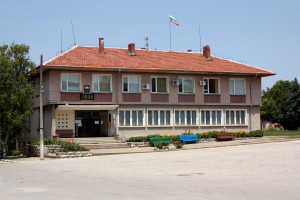 Krushuna-municipality-office