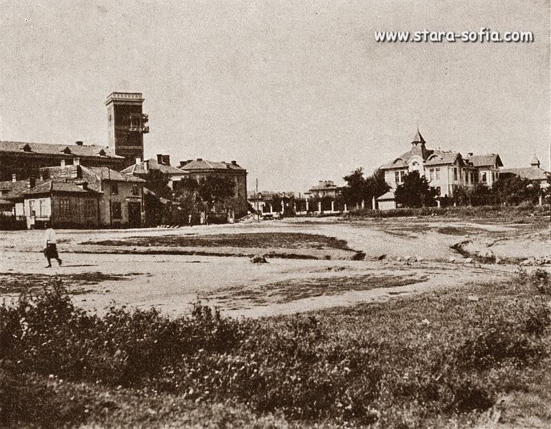 429339_10150754647914384_117915844383_11606413_1232899026_n