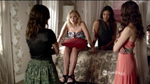 Ashley+Benson+Troian+Bellisario+Pretty+Little+91caMtgs9Pel