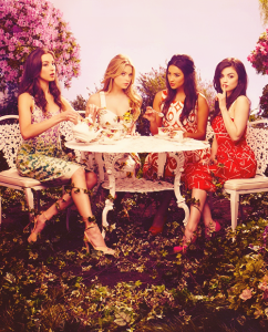 Season-3-pretty-little-liars-tv-show-31146065-500-620