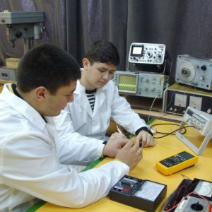 Микропроцесорна техника