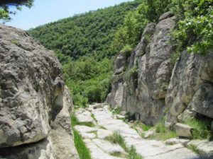 image_iztochni-rodopi--perperikon-peshtera-utroba-zlatograd_1061_2