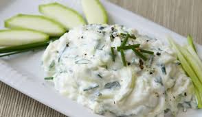 mlechna salata